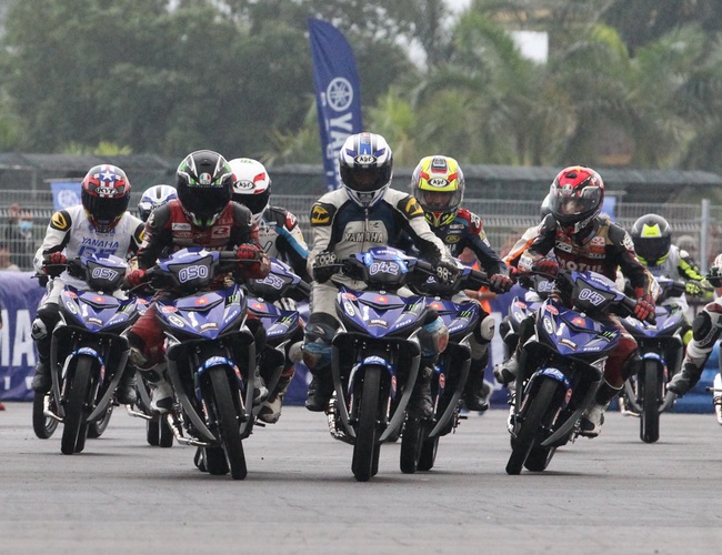 Toàn cảnh giải đua xe hãng đầu tiên ở Việt Nam do Yamaha tổ chức - Ảnh 6.