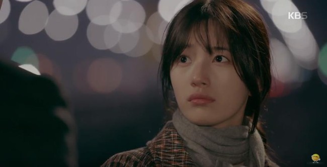 Uncontrollably Fond: Kim Woo Bin khoe múi, Suzy tự sát bất thành - Ảnh 10.