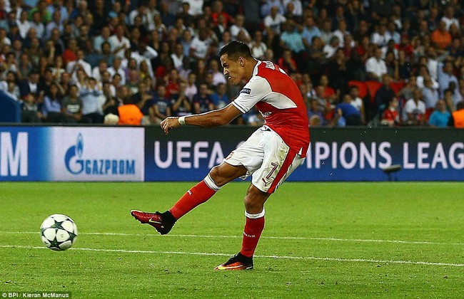 Arsenal tho&aacute;t thua trước PSG trong trận đấu c&oacute; 2 thẻ đỏ ph&uacute;t b&ugrave; giờ - Ảnh 8.