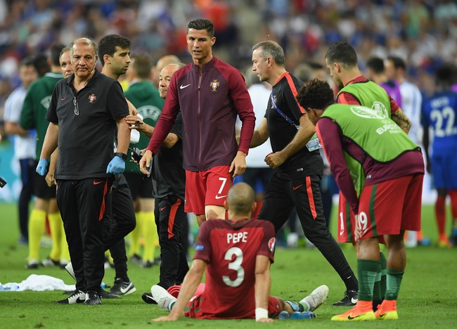 Pepe đã nỗ lực như thế này để Bồ Đào Nha vô địch Euro 2016 - Ảnh 3.