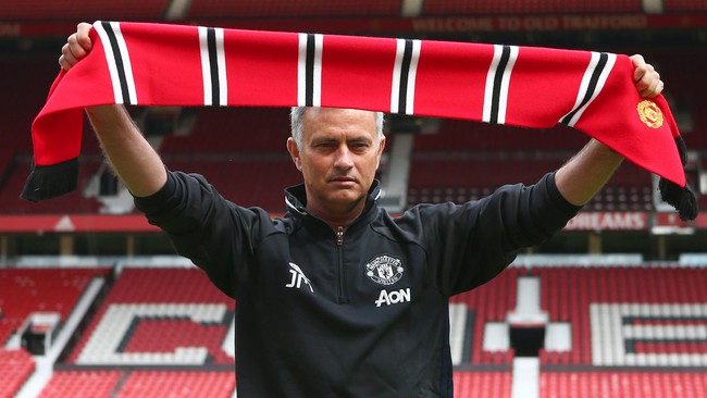 Vì sao Jose Mourinho không thay thế Sir Alex dẫn dắt Man Utd năm 2013? - Ảnh 2.