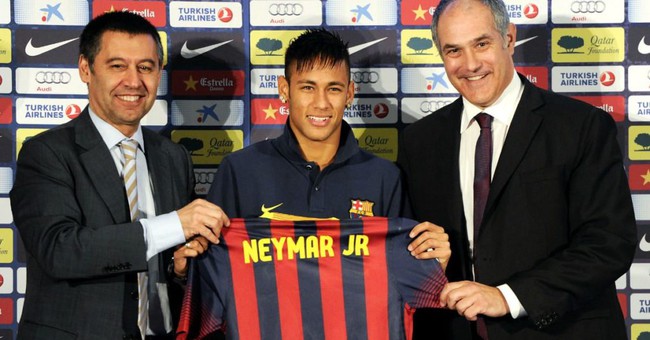 Barcelona tiết lộ phí chuyển nhượng rẻ đến vô lý của Neymar - Ảnh 1.