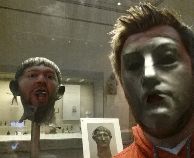 Ho&aacute;n đổi khu&ocirc;n mặt với người kh&aacute;c xưa rồi, thanh ni&ecirc;n n&agrave;y c&ograve;n h&oacute;a th&agrave;nh... danh nh&acirc;n cổ đại - Ảnh 10.