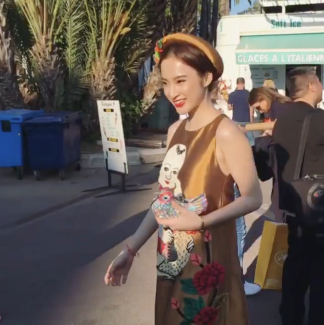 Angela Phương Trinh tại Cannes: Lần đầu xuất hiện là thả dáng với trang phục thêu tranh Đông Hồ - Ảnh 3.