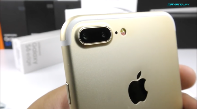 iPhone mới chưa ra, Trung Quốc đã bán hàng giá chưa bằng một nửa - Ảnh 2.