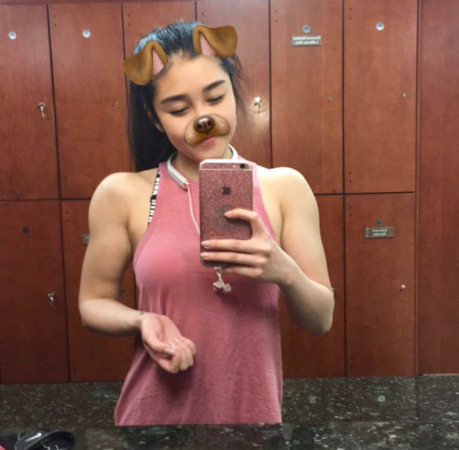 Kh&oacute; m&agrave; tin được, c&ocirc; g&aacute;i Việt xinh đẹp n&agrave;y từng chỉ nặng 39kg - Ảnh 8.