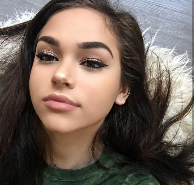 Hot girl 18 tuổi c&oacute; hơn 1 triệu fan nhờ sở hữu ngoại h&igrave;nh qu&aacute; giống Selena Gomez - Ảnh 8.