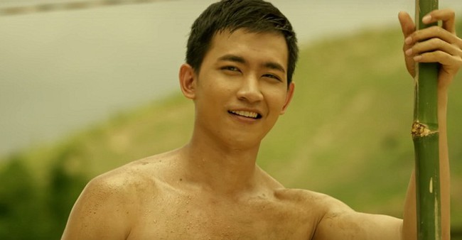 V&otilde; Cảnh tỏ t&igrave;nh với Angela Phương Trinh trong trailer phim đầy cảm x&uacute;c - Ảnh 7.