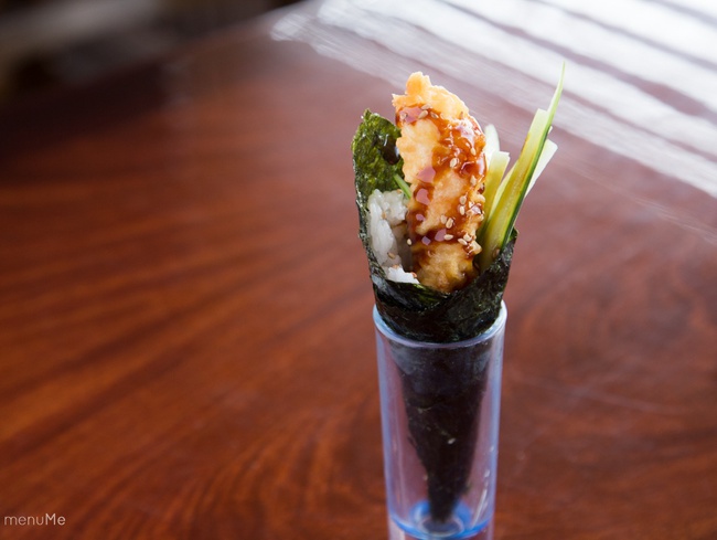 Làm sushi cuộn nấm cắn vào là giòn tan - Ảnh 11.