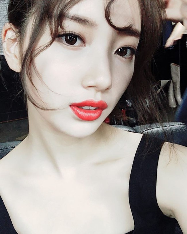 Suzy, Park Shin Hye v&agrave; loạt sao nữ xứ H&agrave;n đang y&ecirc;u nhất những m&agrave;u son n&agrave;o? - Ảnh 1.