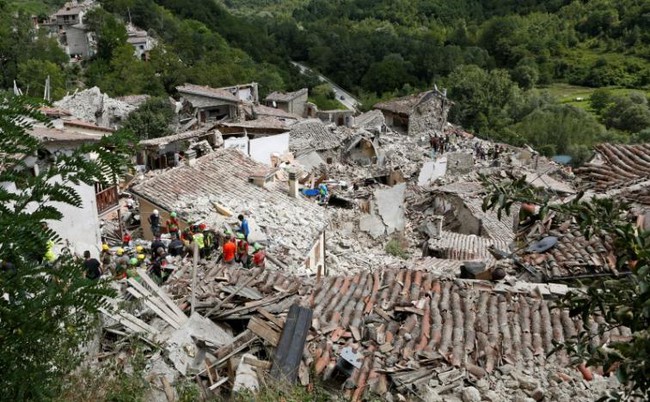 Động đất ở Italy: Ít nhất 73 người đã thiệt mạng, 81 người bị thương và hàng chục người vẫn đang mất tích - Ảnh 6.