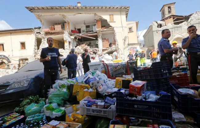 Động đất ở Italy: Ít nhất 73 người đã thiệt mạng, 81 người bị thương và hàng chục người vẫn đang mất tích - Ảnh 2.