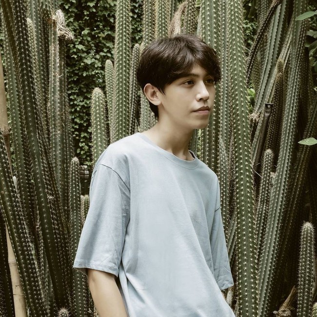 Ai chơi Instagram chắc hẳn đều phải biết ba ch&agrave;ng mẫu lookbook si&ecirc;u nổi bật n&agrave;y! - Ảnh 3.