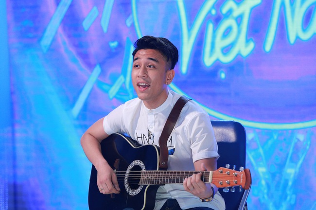 Vietnam Idol: Hot boy Việt kiều đẹp trai nhưng bị chê về giọng hát - Ảnh 3.