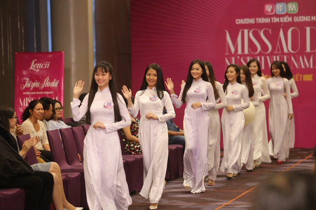 20 nữ sinh xinh đẹp này sẽ tranh tài trở thành Miss Áo Dài Nữ Sinh VN 2016 - Ảnh 6.