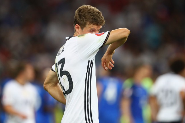 Mùa hè đáng quên của các ngôi sao và sự khiêm nhường lên ngôi ở Euro 2016 - Ảnh 1.