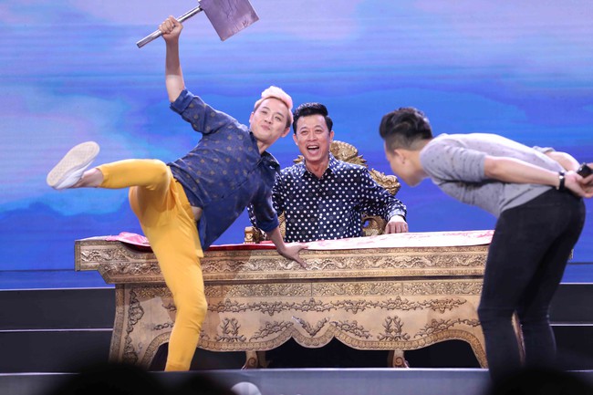 L&yacute; Nh&atilde; Kỳ tỏ t&igrave;nh c&ocirc;ng khai với Trấn Th&agrave;nh tr&ecirc;n s&oacute;ng truyền h&igrave;nh - Ảnh 15.