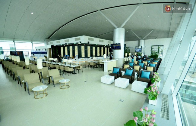 Cận cảnh ph&ograve;ng chờ mới 4 sao cho kh&aacute;ch hạng thương gia ở s&acirc;n bay T&acirc;n Sơn Nhất - Ảnh 1.