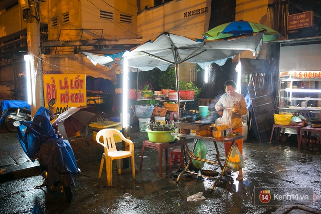 4 hàng bò lá lốt vừa rẻ, vừa ngon khó mà qua mặt được ở Sài Gòn - Ảnh 12.