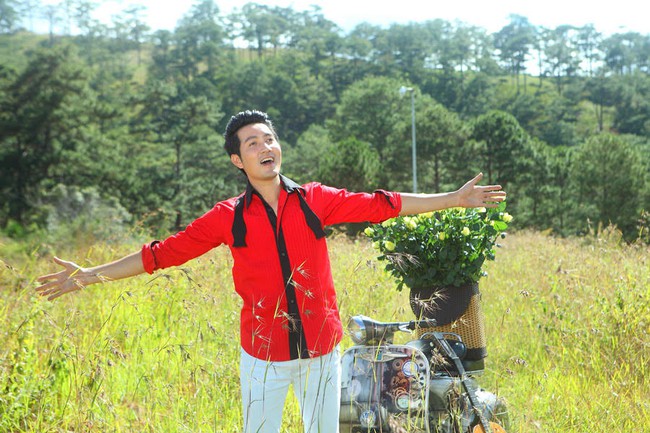 Nguyễn Phi H&ugrave;ng l&agrave;m MV &yacute; nghĩa về t&igrave;nh cảm gia đ&igrave;nh - Ảnh 6.
