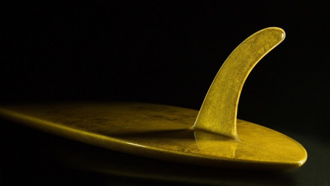 Ván lướt sóng dát vàng giá 4 tỷ đồng đem tới cảm giác sang chân - Ảnh 3.