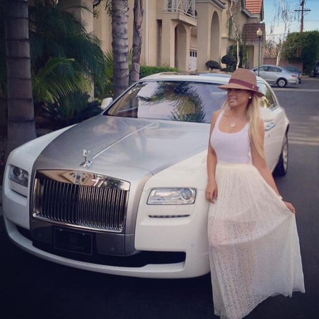 Trọc phú Mayweather tặng bạn gái 4 chiếc Rolls-Royce trong 2 năm - Ảnh 6.