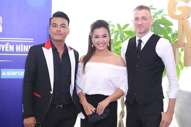 Xuất hiện gameshow dành cho MC có format như The Voice! - Ảnh 1.