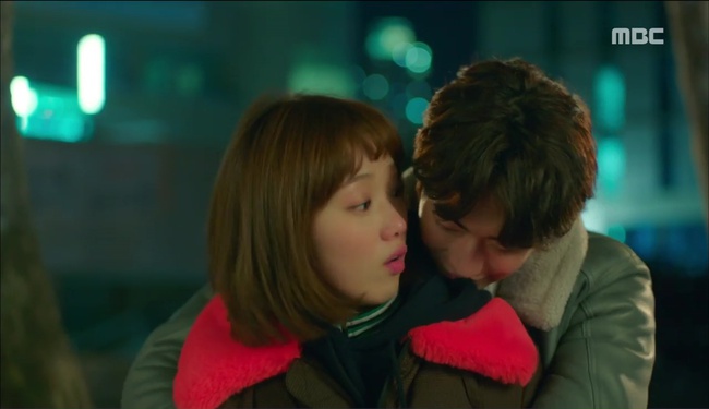 &ldquo;Ti&ecirc;n Nữ Cử Tạ&rdquo;: Nam Joo Hyuk nguyện cạo đầu để bớt đẹp trai v&igrave; Lee Sung Kyung - Ảnh 19.