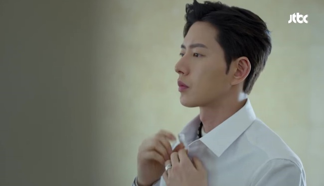 Hot boy ngân hàng Song Joong Ki xuất hiện, cho Park Hae Jin vay 100 tỉ! - Ảnh 20.