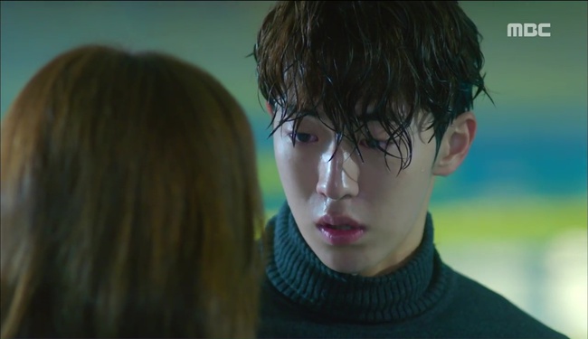&ldquo;Ti&ecirc;n Nữ Cử Tạ&rdquo;: Nam Joo Hyuk nguyện cạo đầu để bớt đẹp trai v&igrave; Lee Sung Kyung - Ảnh 28.