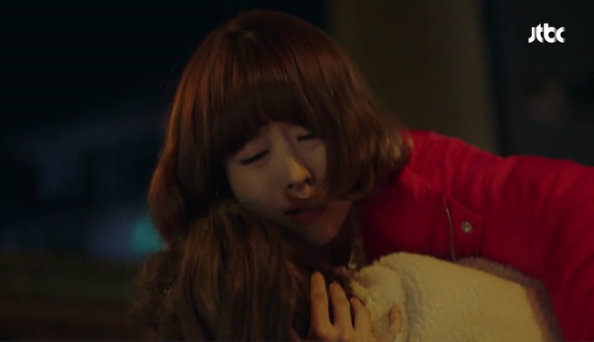 Do Bong Soon: Thấy Ji Soo chở “crush” đi làm, Park Hyung Sik ghen nổ đom đóm mắt - Ảnh 26.