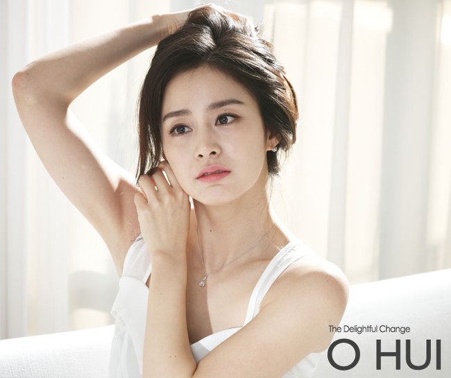 D&acirc;n mạng x&ocirc;n xao v&igrave; 4 nữ thần Kim Tae Hee, Hoa hậu Park Si Yeon, Irene v&agrave; Sulli sinh c&ugrave;ng ng&agrave;y h&ocirc;m nay - Ảnh 3.