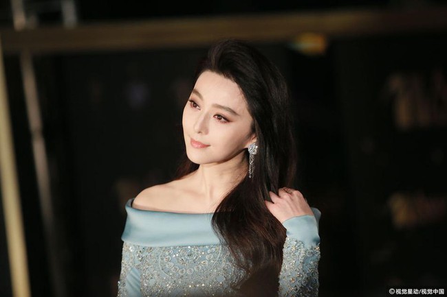Phạm Băng Băng chiếm hết ánh đèn sân khấu đêm trao giải phim châu Á 2017 - Ảnh 10.