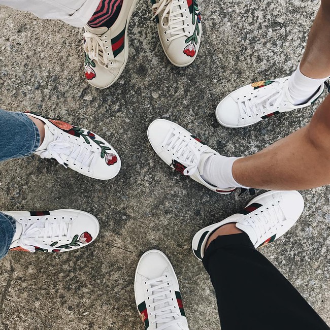 Giày sneaker thêu, xu hướng hoa hòe hoa sói mà bạn cứ lướt Instagram là gặp thời gian này - Ảnh 6.