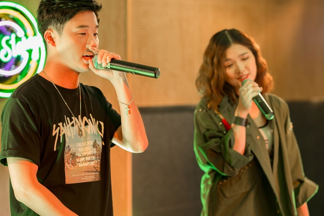 Rapper Basick bắn rap siêu chất bản hit Em đã biết cùng Suni Hạ Linh  - Ảnh 7.