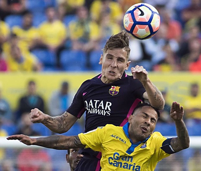 Neymar lập hat-trick, Barca vẫn nằm cửa dưới trong cuộc đua v&ocirc; địch - Ảnh 6.