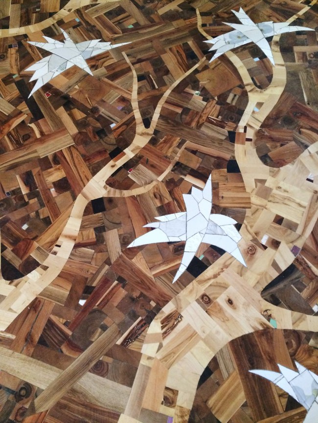 Thu thập các mảnh gỗ vụn bỏ đi, người đàn ông biến sàn nhà thành một tác phẩm nghệ thuật đẹp ngỡ ngàng - Ảnh 15.