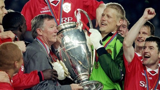 Peter Schmeichel, đóa hoa nở muộn trở thành tượng đài bất tử - Ảnh 4.