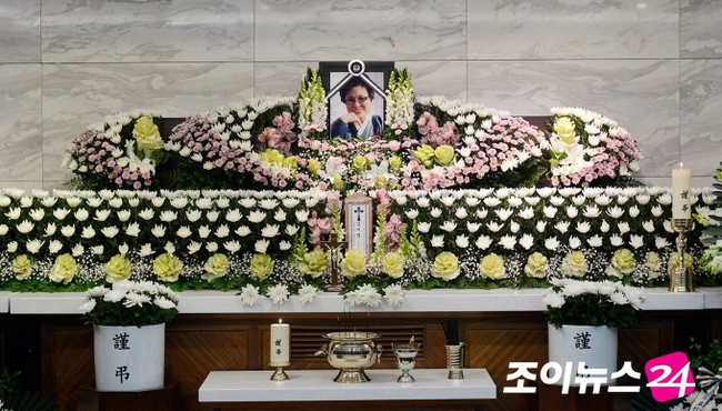 Sao gạo cội Ngôi nhà hạnh phúc Kim Ji Young qua đời ở tuổi 80 vì bệnh ung thư - Ảnh 1.