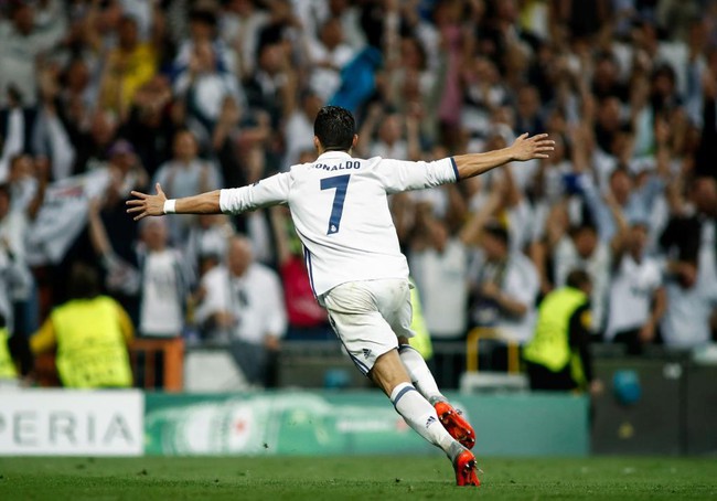 Ronaldo dọa ghi 3 bàn vào lưới Barca - Ảnh 2.