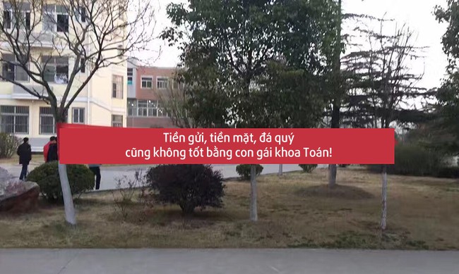 Nam sinh trường người ta: Ng&agrave;y 8/3 ch&uacute;c con g&aacute;i l&agrave; phải giăng biểu ngữ cực chất - Ảnh 11.
