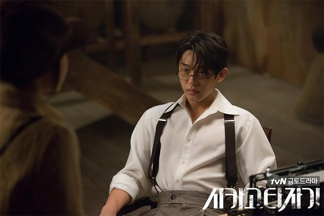 Đ&acirc;y l&agrave; l&iacute; do fan muốn tặng Yoo Ah In thuốc mọc t&oacute;c si&ecirc;u nhanh! - Ảnh 15.