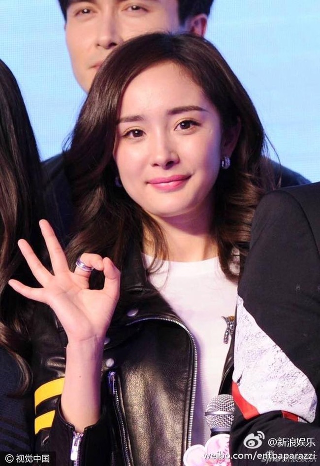 Dương Mịch bị chỉ tr&iacute;ch diễn s&acirc;u khi đ&aacute;p trả kh&eacute;o l&eacute;o về việc kh&ocirc;ng ở b&ecirc;n chồng trong ng&agrave;y kỷ niệm đ&aacute;m cưới - Ảnh 2.