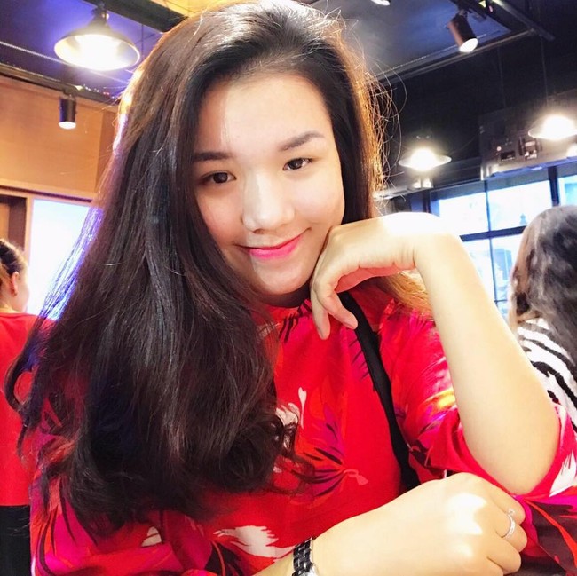 H&aacute;t ngh&ecirc;u ngao tại nơi l&agrave;m việc, nữ nh&acirc;n vi&ecirc;n được h&acirc;m mộ v&igrave; qu&aacute; đ&aacute;ng y&ecirc;u - Ảnh 5.