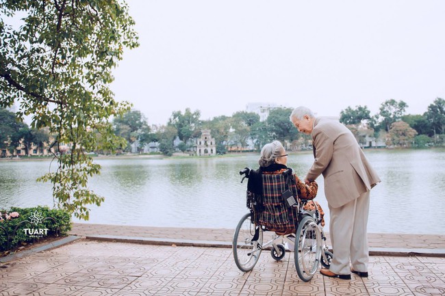 Mùa Valentine, ngắm bộ ảnh ngọt ngào của cụ ông, cụ bà đã 90 tuổi để thấy tình yêu thật tuyệt vời! - Ảnh 23.