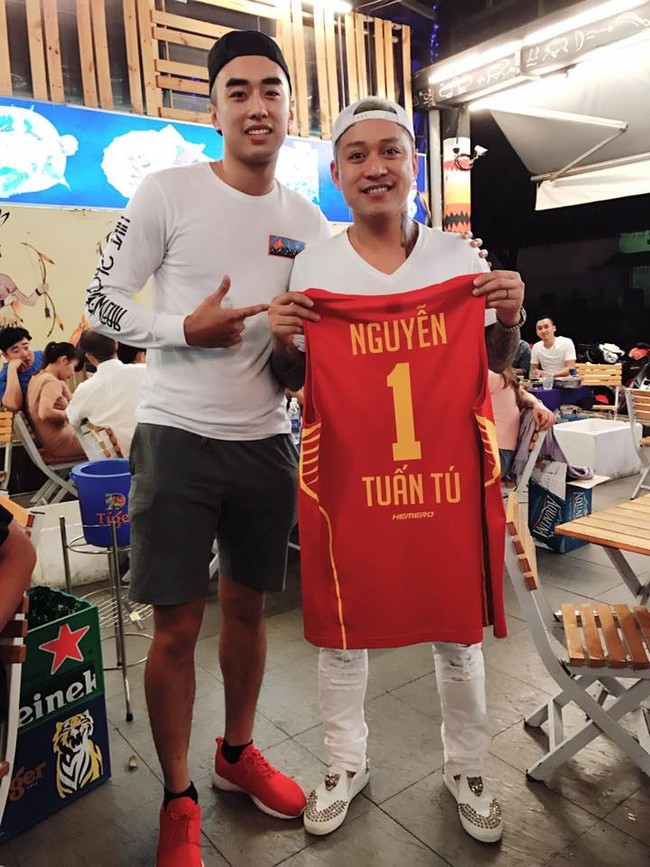 Nguyễn Thị Loan hẹn hò ngôi sao của bóng rổ Việt Nam - Ảnh 5.