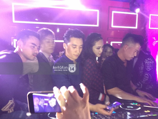 VJ kiêm DJ Seungri quẩy hết mình cùng dàn sao Việt tại bar - Ảnh 11.