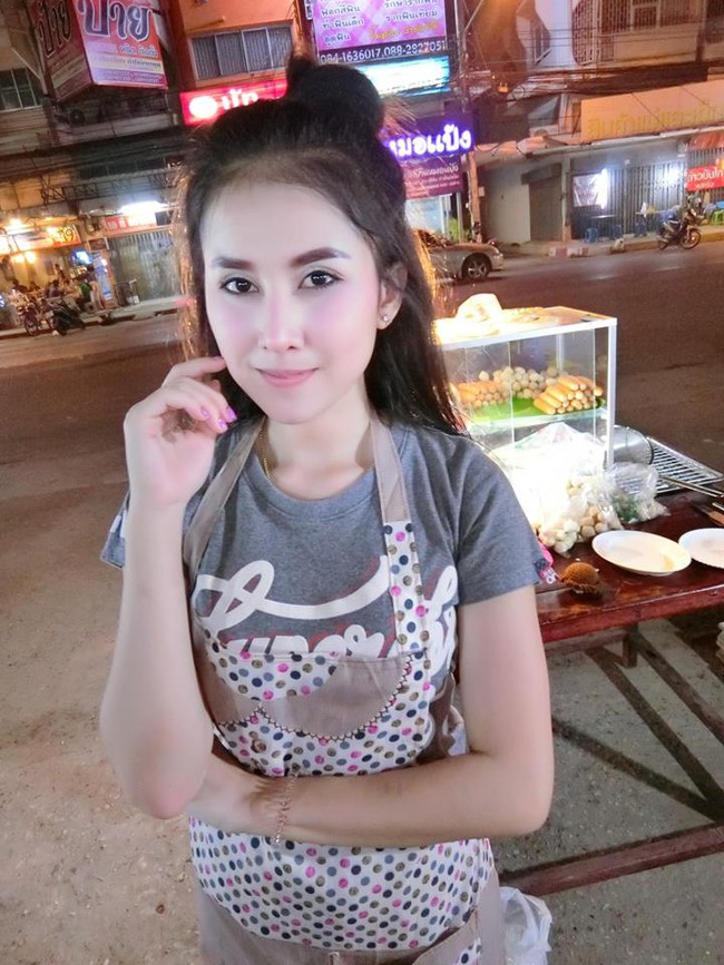 Nhan sắc xinh đẹp của cô nàng bán thịt viên chiên khiến cộng đồng mạng Thái Lan xôn xao - Ảnh 9.