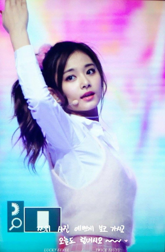 Buộc tóc lên quá xinh, Tzuyu (TWICE) làm các fan cứ ngẩn ngơ - Ảnh 7.