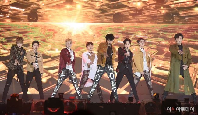 EXO v&eacute;t nhiều giải nhất trong đ&ecirc;m Gaon Chart Kpop Awards - Ảnh 1.